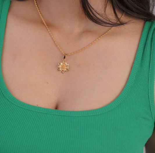 Star Leafs Classic Necklace