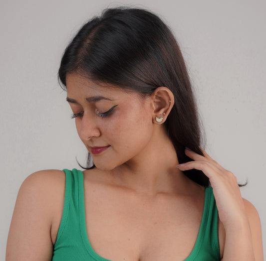 Side view of women's heart hoop earrings – Luxteno Sri Lanka