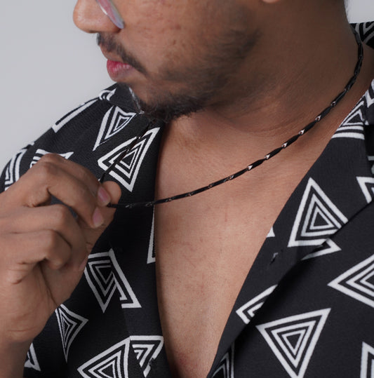 Side view of men's black layered chain necklace – Luxteno Sri Lanka