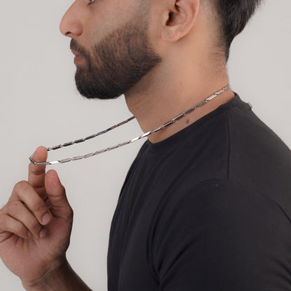 Side view of classic silver snake chain necklace – Luxteno Sri Lanka