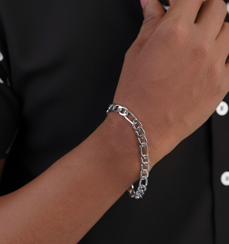 Men's regular silver bracelet styled with black shirt – Luxteno Sri Lanka