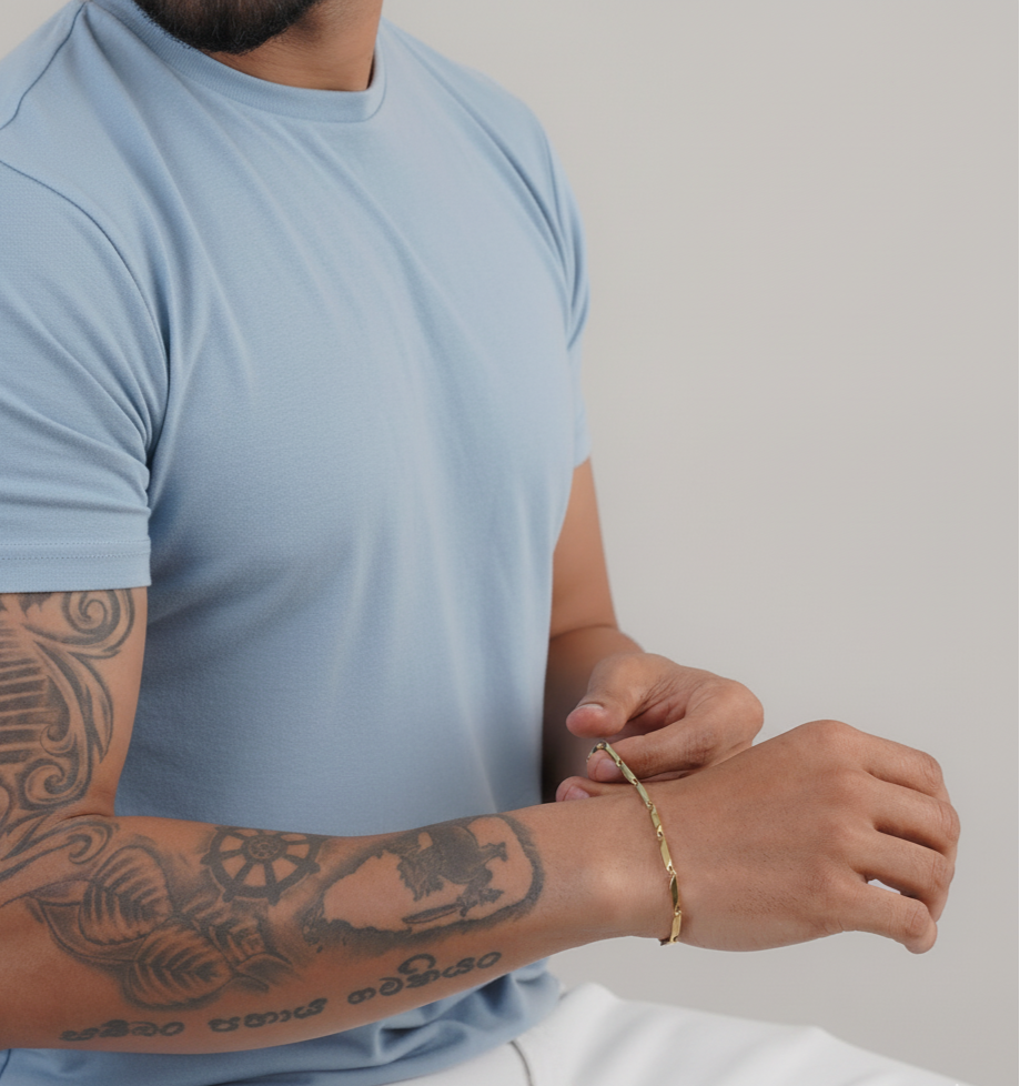 Men's gold and silver snake chain bracelet on wrist – Luxteno Sri Lanka