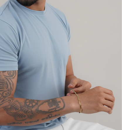 Men's gold and silver snake chain bracelet on wrist – Luxteno Sri Lanka