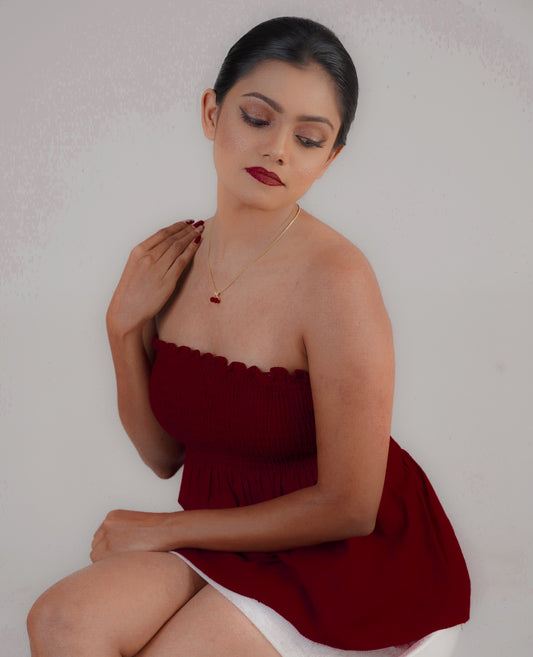 Woman wearing red cherry heart necklace – Luxteno Sri Lanka